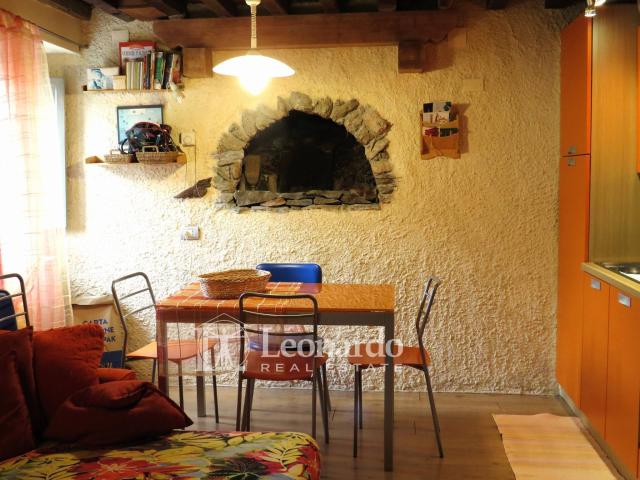 Villa Indipendente in vendita a La Cappella, Seravezza