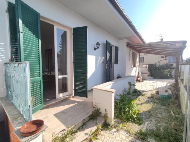 Villa Indipendente in vendita a Frasso, Seravezza