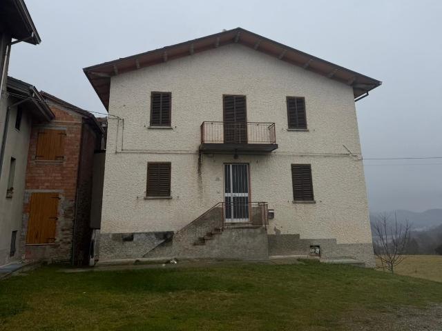 Villa Indipendente in vendita a Solignano, Reggio Emilia