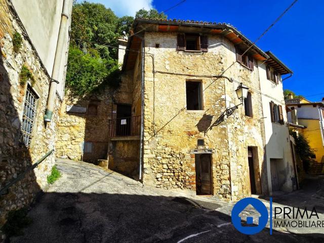 Villa Indipendente in vendita a Terni, Umbria
