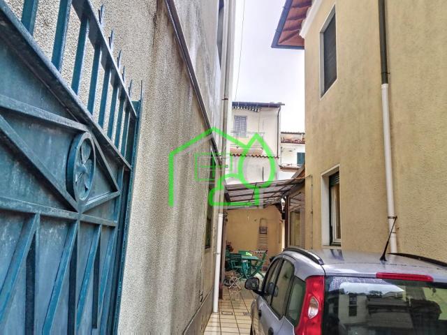 Villa Indipendente in vendita a Arena Metato, San Giuliano Terme