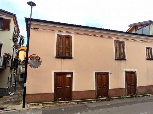Villa Indipendente in vendita a San Severino Lucano, Basilicata