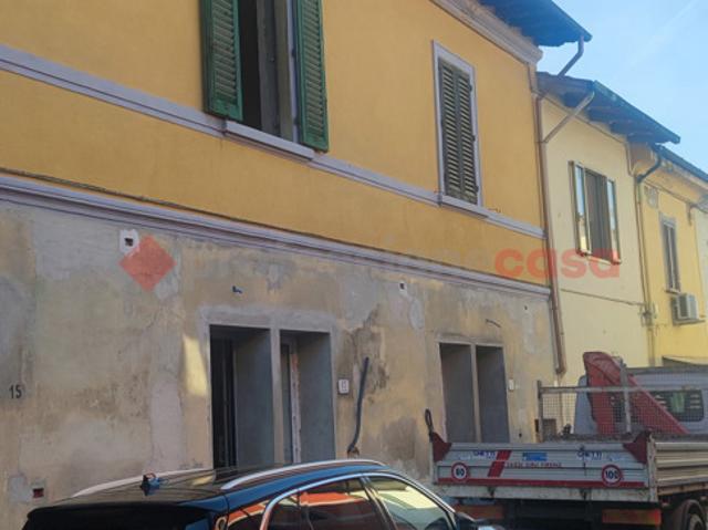 Villa Indipendente in vendita a Prato, Toscana