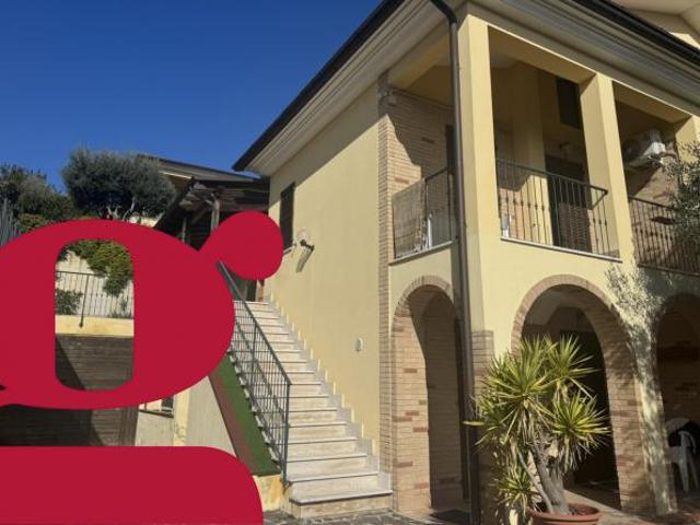 Villa Indipendente in vendita a Marche, Macerata