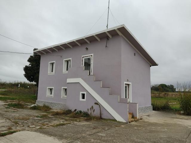 Villa Indipendente in vendita a Adria, Veneto