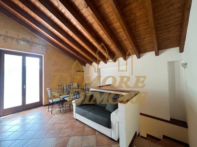 Villa Indipendente in vendita a Comunità Montana Valli del Verbano, Luino