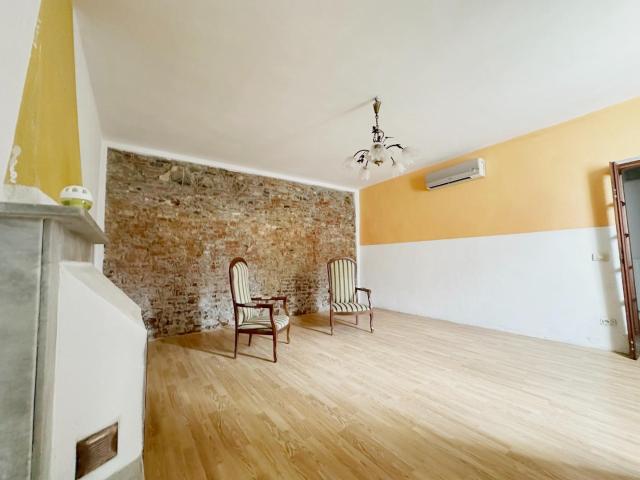 Villa Indipendente in vendita a Bagni Di Lucca Ponte, Toscana