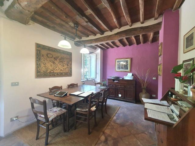 Villa Indipendente in vendita a Ponte a Moriano, Lucca