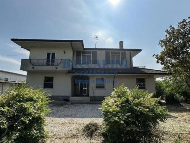 Villa Indipendente in vendita a San Mauro Pascoli, Reggio Emilia