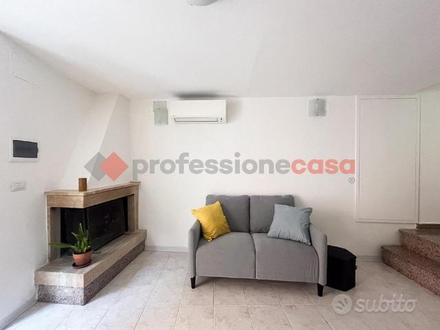 Villa Indipendente in affitto a Santa Lucia Di, Sicilia