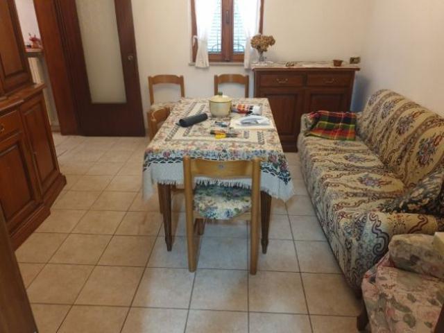 Villa Indipendente in vendita a Ziano Piacentino, Reggio Emilia