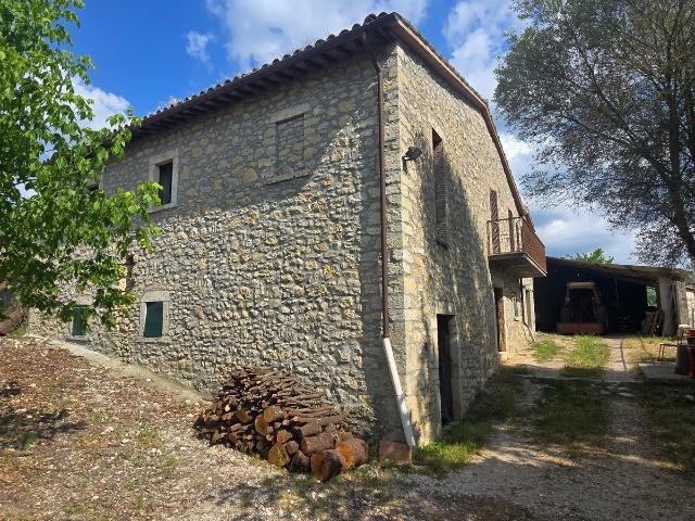 Villa Indipendente in vendita a Baschi, Umbria