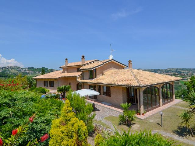Villa Indipendente in vendita a Marche, Ascoli Piceno