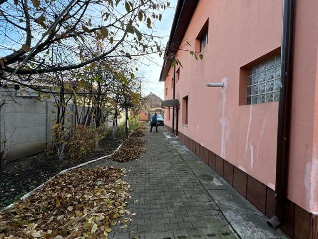 Casă vânzări