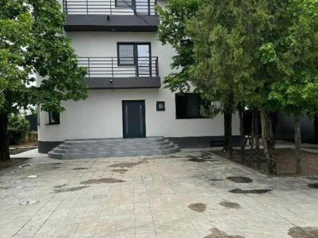 Casă închirieri