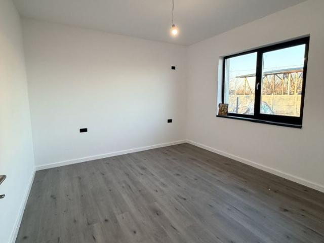 Casă vânzări în Teghes, București