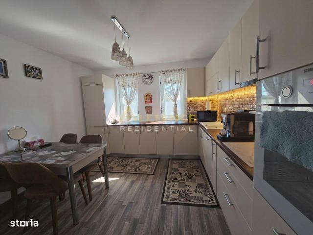 Casă vânzări