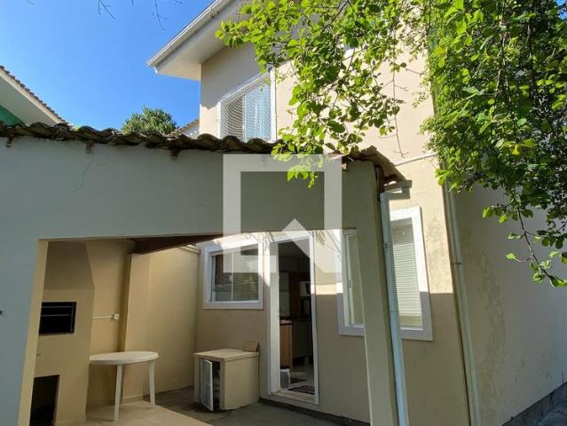 Casa aluguel em Região Geográfica Imediata de Florianópolis, Desterro