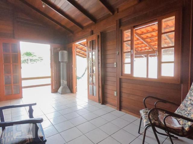 Casa aluguel em Florianópolis, Comunidade Vila do Arvoredo
