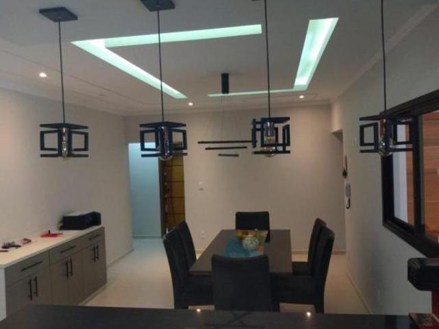 Casa venda em Região Imediata de Guaratinguetá, Região Metropolitana do Vale do Paraíba e Litoral Norte