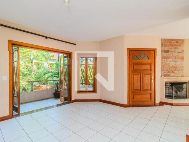 Casa aluguel em Região Geográfica Imediata de Porto Alegre, Região Metropolitana de Porto Alegre