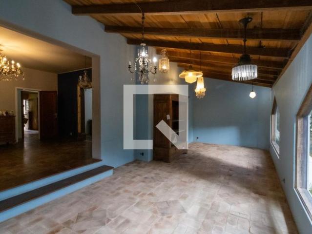 Casa aluguel em Região Geográfica Imediata de Porto Alegre, Região Metropolitana de Porto Alegre