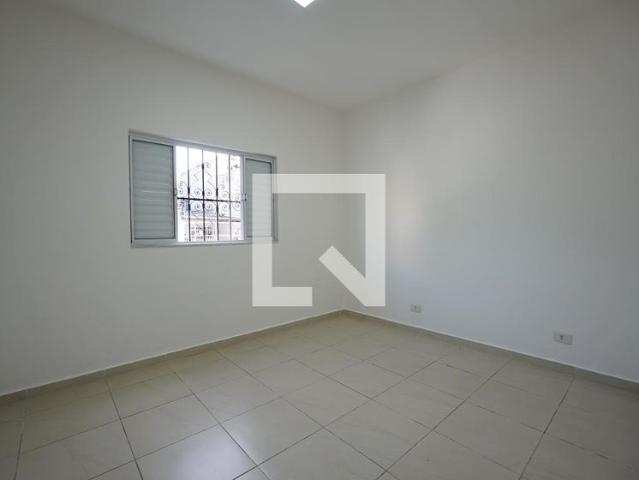 Casa aluguel em Ipiranga, Biritiba-Mirim