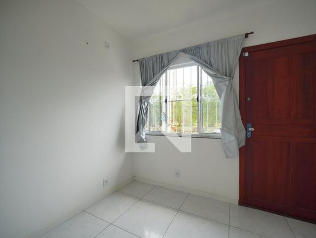 Casa aluguel em Região Geográfica Imediata de Florianópolis, São José