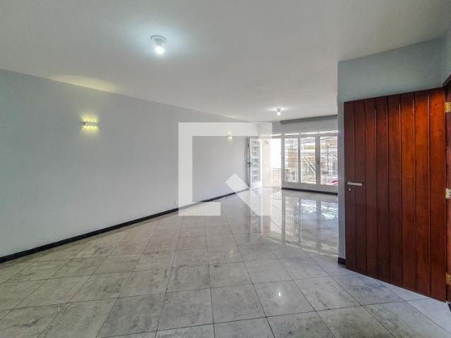 Casa aluguel em Região Imediata de São Paulo, Região Metropolitana de São Paulo