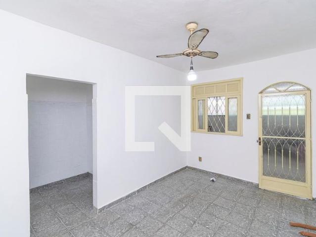 Casa aluguel em Região Geográfica Imediata do Rio de Janeiro, Região Metropolitana do Rio de Janeiro
