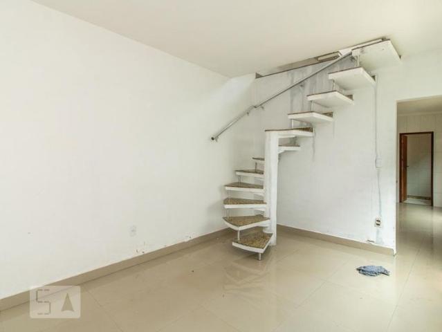 Casa aluguel em Região Geográfica Imediata do Rio de Janeiro, Região Metropolitana do Rio de Janeiro