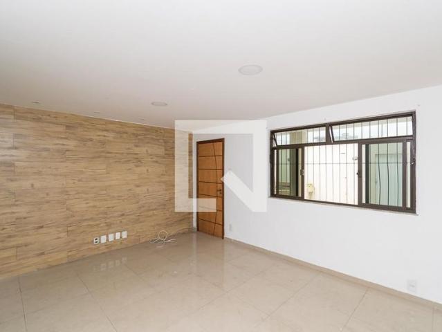 Casa aluguel em Irajá, Rio de Janeiro