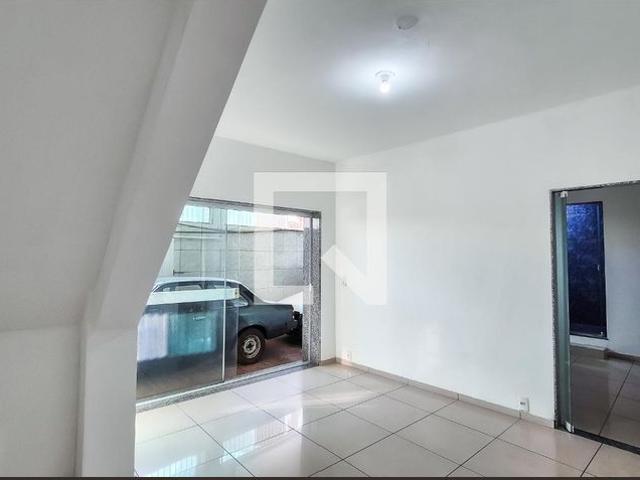 Casa aluguel em Região Geográfica Imediata do Rio de Janeiro, Região Metropolitana do Rio de Janeiro