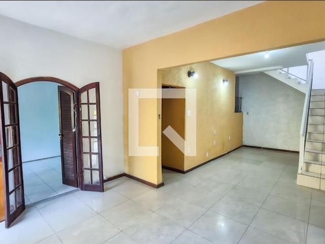 Casa venda em Região Geográfica Imediata do Rio de Janeiro, Região Metropolitana do Rio de Janeiro