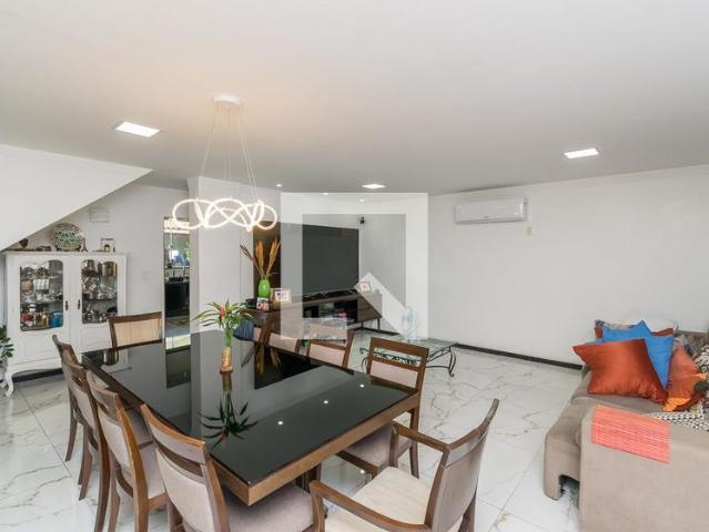 Casa venda em Região Geográfica Imediata do Rio de Janeiro, Região Metropolitana do Rio de Janeiro