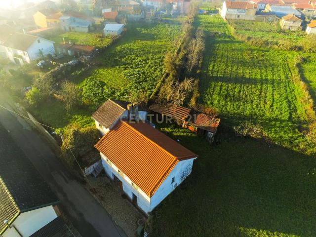 Casa venda em Edroso, Bragança