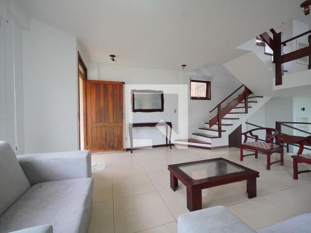 Casa aluguel em Região Geográfica Imediata de Florianópolis, Desterro