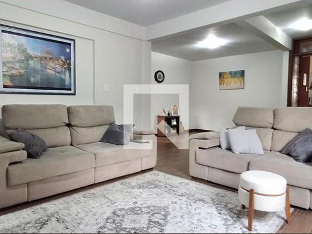 Casa aluguel em Itacorubi, Desterro