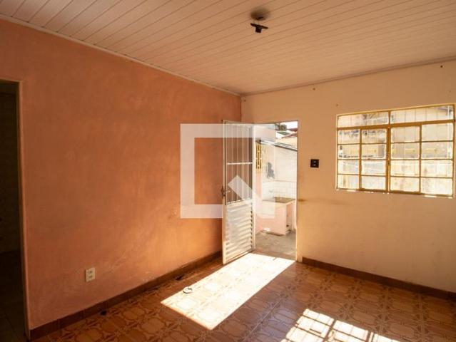 Casa aluguel em Vila Simone, São Paulo