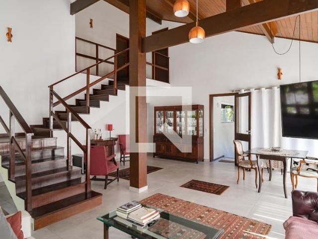 Casa venda em Região Geográfica Imediata do Rio de Janeiro, Região Metropolitana do Rio de Janeiro