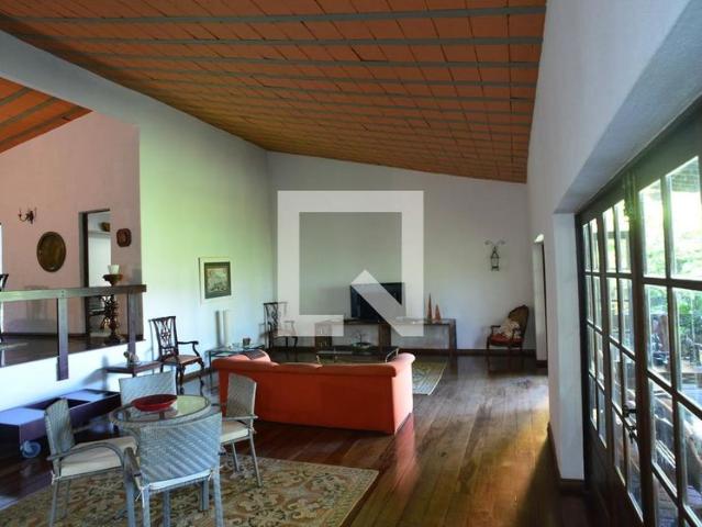 Casa venda em Região Geográfica Imediata do Rio de Janeiro, Região Metropolitana do Rio de Janeiro