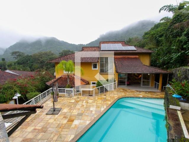 Casa aluguel em Região Geográfica Imediata do Rio de Janeiro, Região Metropolitana do Rio de Janeiro