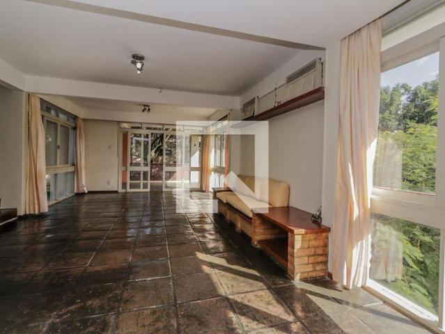 Casa aluguel em Região Geográfica Imediata do Rio de Janeiro, Região Metropolitana do Rio de Janeiro