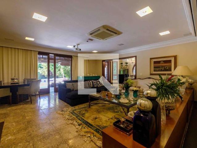 Casa aluguel em Região Geográfica Imediata do Rio de Janeiro, Região Metropolitana do Rio de Janeiro
