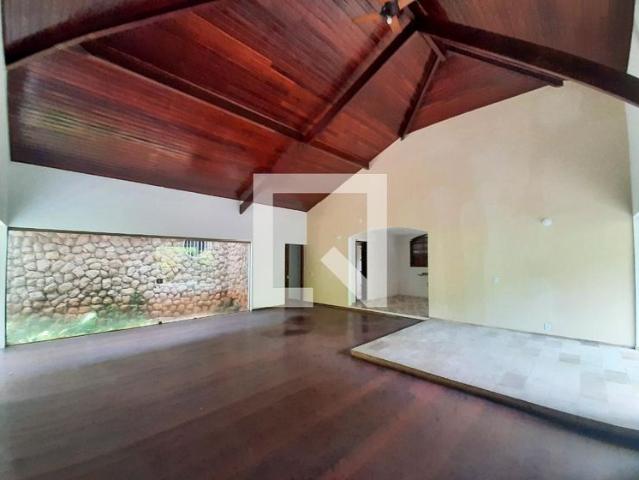 Casa aluguel em Região Geográfica Imediata do Rio de Janeiro, Região Metropolitana do Rio de Janeiro