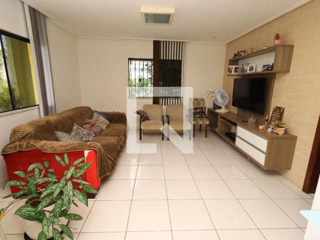 Casa aluguel em Região Geográfica Imediata de Salvador, Região Metropolitana de Salvador