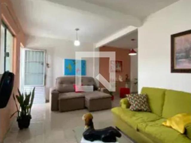 Casa aluguel em Região Geográfica Imediata de Salvador, Região Metropolitana de Salvador