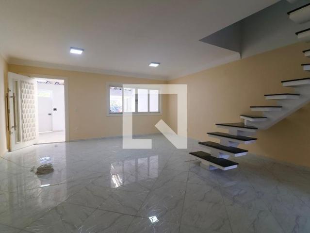 Casa aluguel em Região Imediata de São Paulo, Região Metropolitana de São Paulo