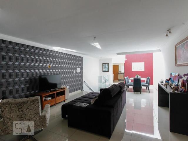 Casa aluguel em Cidade Vargas, São Paulo