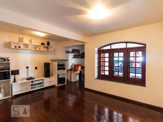 Casa aluguel em Região Imediata de São Paulo, Região Metropolitana de São Paulo